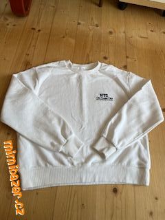 krémová mikina top stav