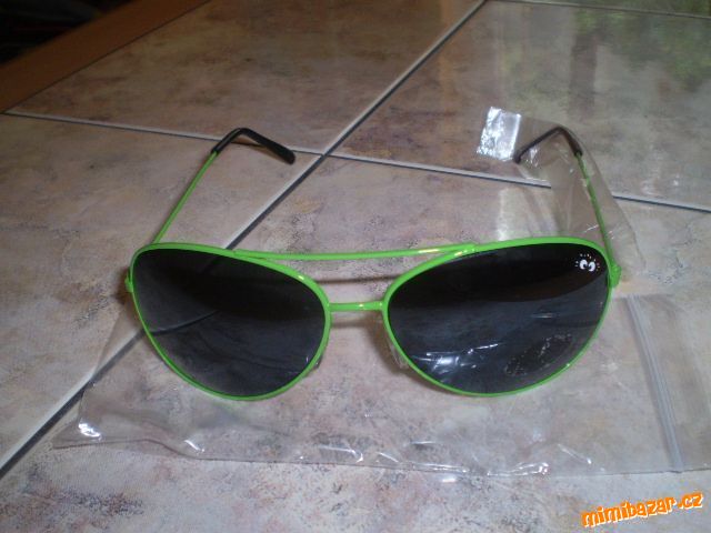 Sluneční brýle