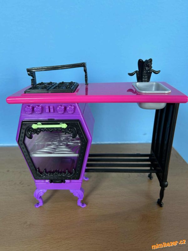 Kuchyňka pro panenky Monster High