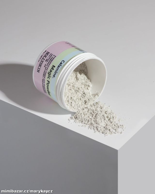 HollySkin -Čisticí pudr pro boj s černými tečkami