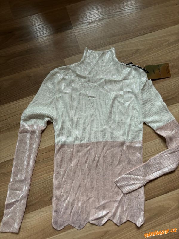 Třpytivý svetřík