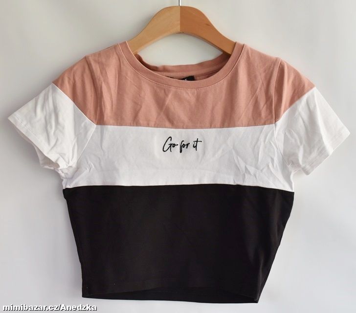 Tričko vel. 10 - 11 let