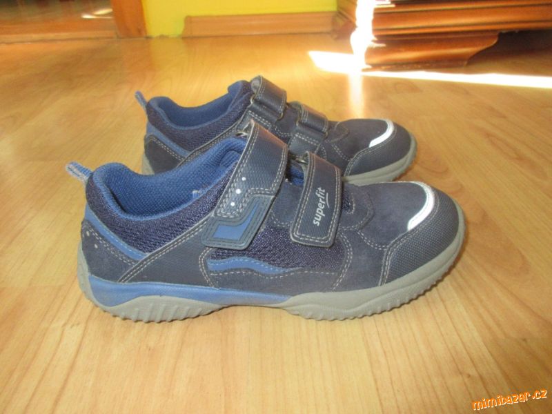 polobotky botasky superfit