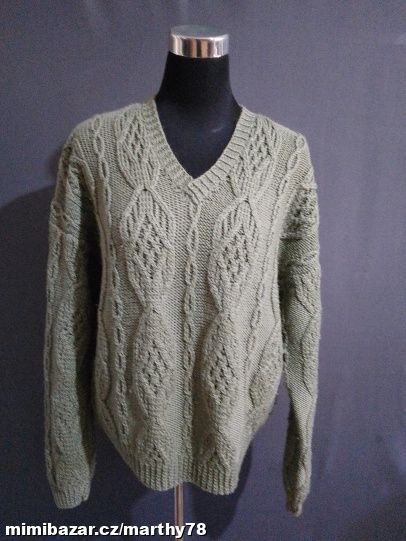 *** KRÁSNÝ SVETR, UNISEX, VEL.XL ***