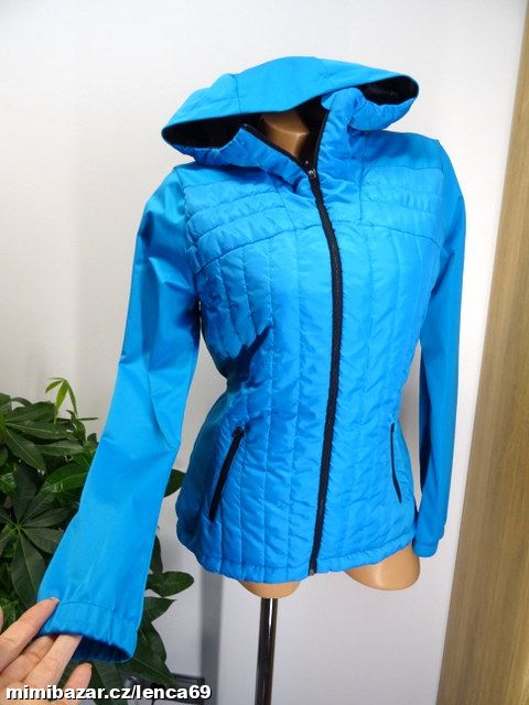 SPORTOVNÍ BUNDIČKA