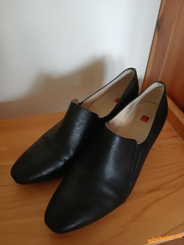 LODIČKY POLOBOTKY
