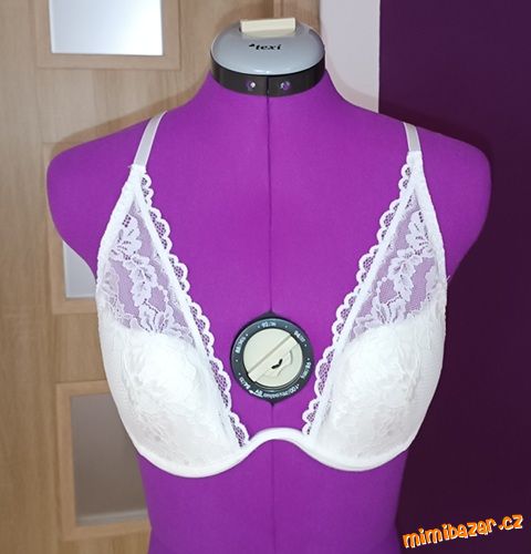 Vyztužená podprsenka