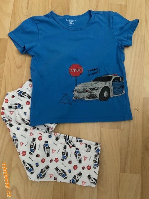 Chlapecké pyžamo Police
