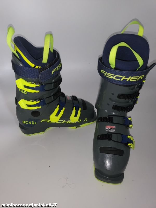 JUNIOR. LYŽ. BOTY FISCHER RC4 JR 60 - VEL. 22, 5CM