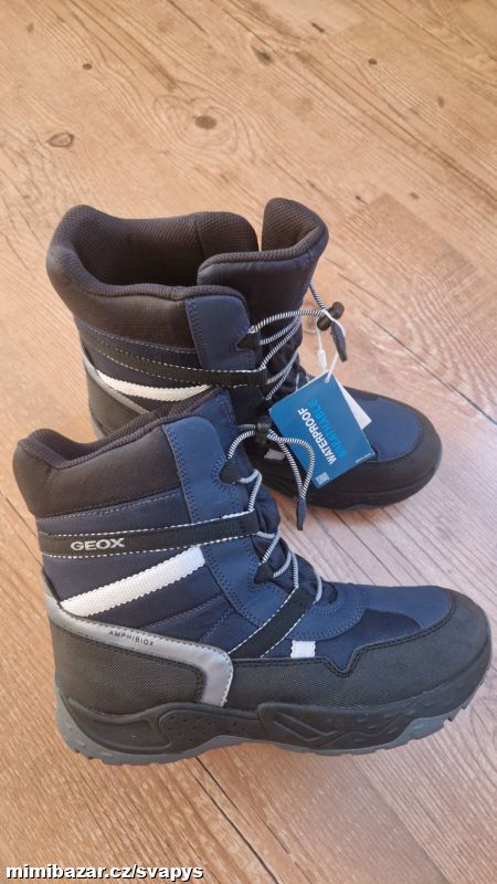 Krásné zimní sněhule Geox vel. 37