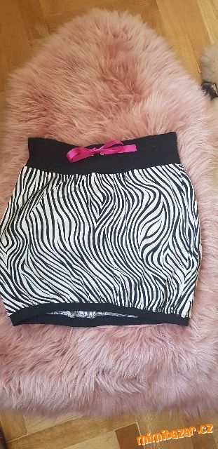Černobílá Sukně se vzorem zebra a růžovou stuhou