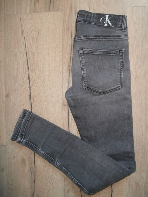 Šedé rifle CALVIN KLEIN vel.164 !!!!