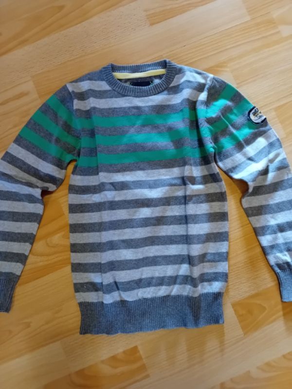 Chlapecký svetřík