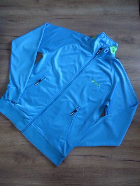 SPORTOVNÍ MIKINA BENCH vel. M