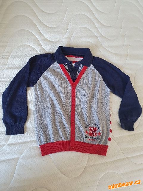 Krásný svetrik polo pro kluka námořnické barvy