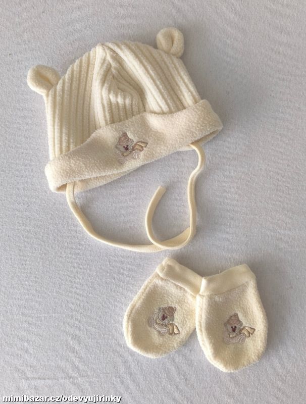 Zimní čepice + rukavice s výšivkou medvídka