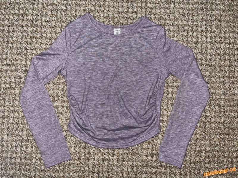 Nádherný pružný fialkový top, topík, triko, tričko