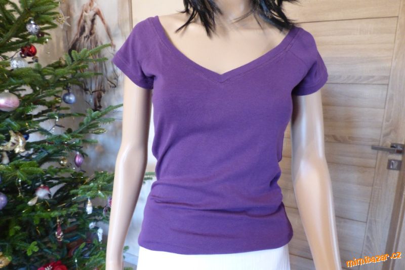 Dámské triko vel. M