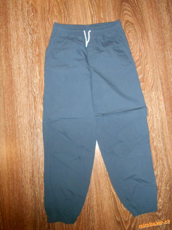 modrošedé sportovní chlapecké kalhoty C&A 158