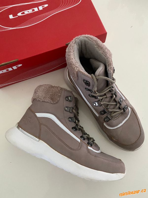 Zimní obuv Loap, vel. 39