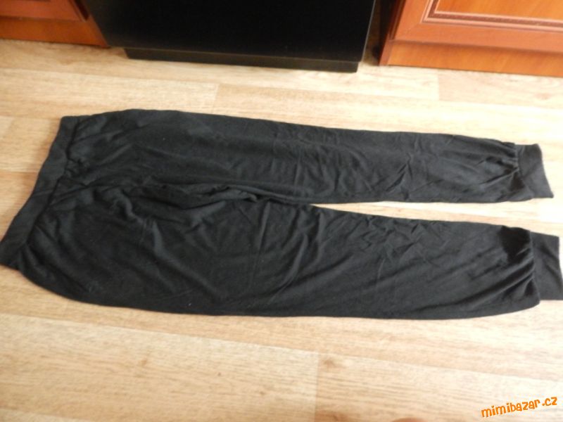 Dámské černé kalhoty