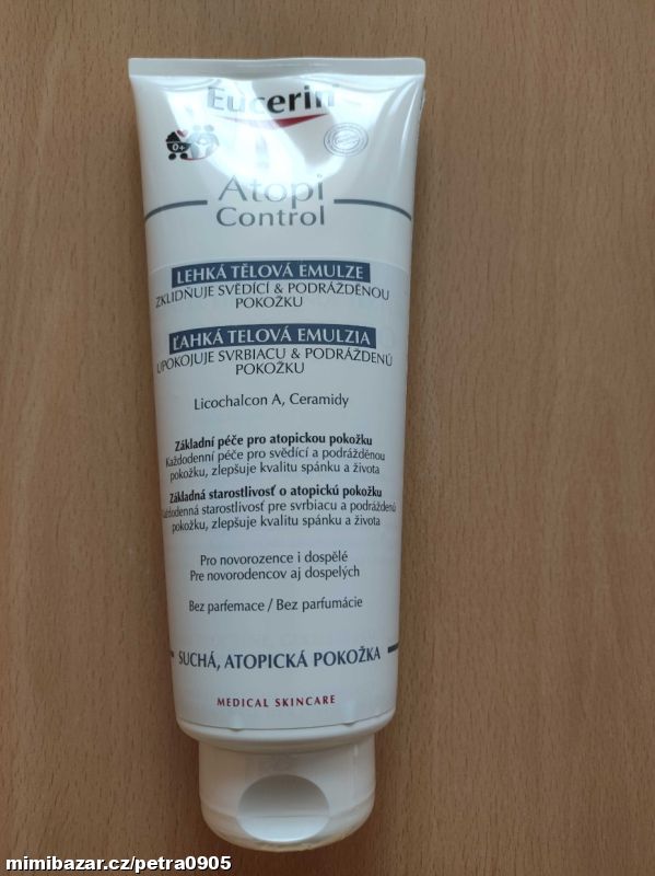 Eucerin AtopiControl lehká tělová emulze 400 ml