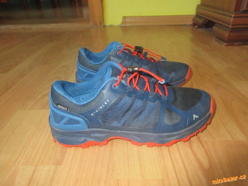 trekové boty McKinley