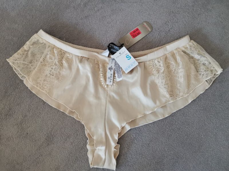 Saténové spací kalhotky