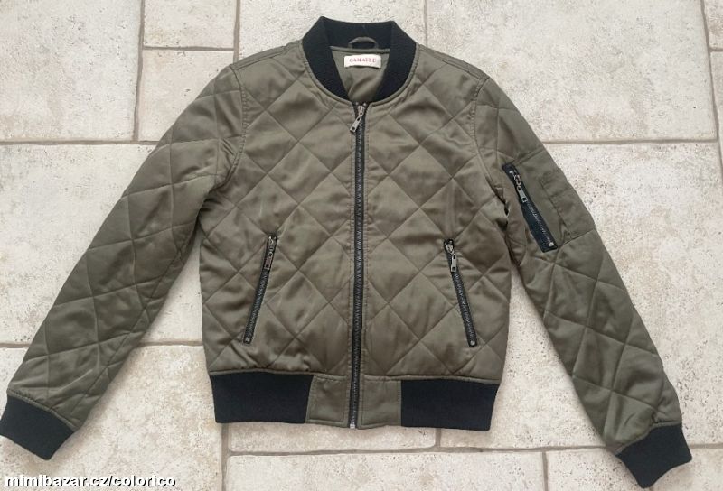 Khaki zelená teplejší přechodová bunda