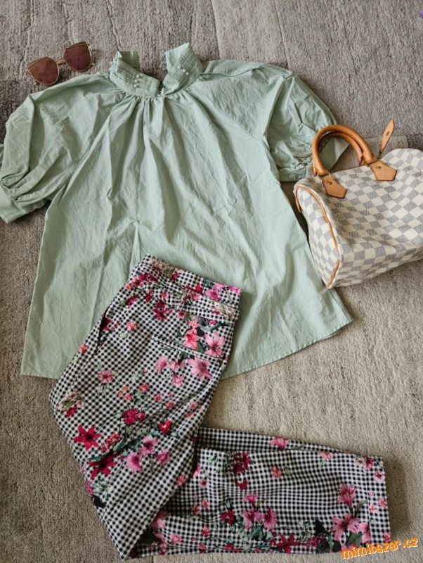 N.oVÁ Blůzka s nabíranánými rukávy Zara, perličky