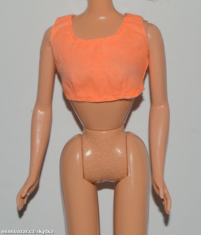  + + + OBLEČENÍ PRO PANENKU BARBIE + + + 