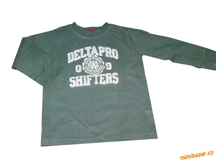 Mikina s nášivkami vel. 104