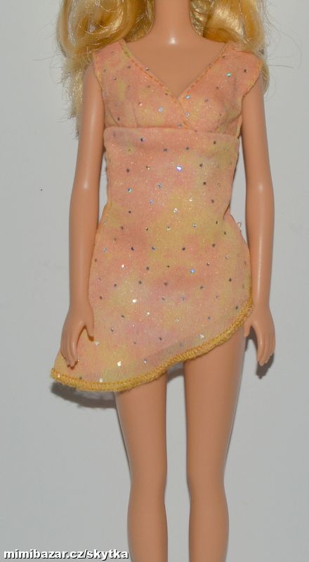  + + + OBLEČENÍ PRO PANENKU BARBIE + + + 