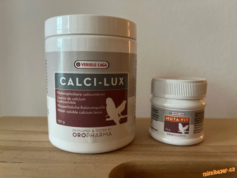 Vitaminy + kalcium pro papousky