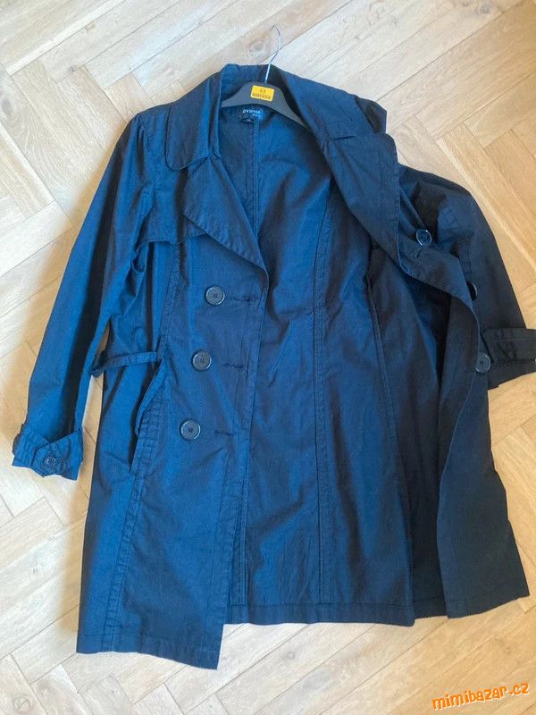 značkový trenčkot xl