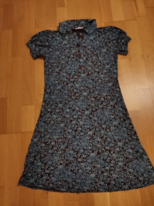 Viskózové šaty Orsay