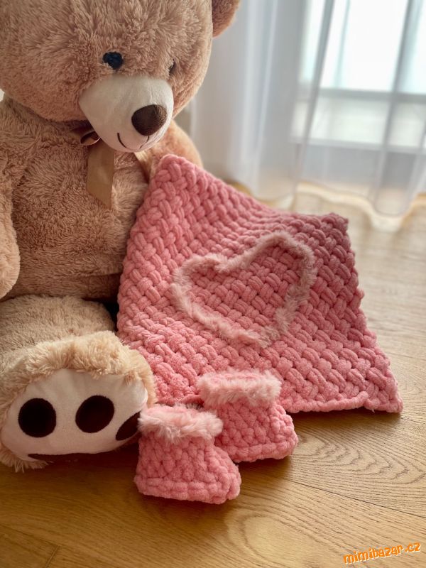 Dětský set v lososové barvě