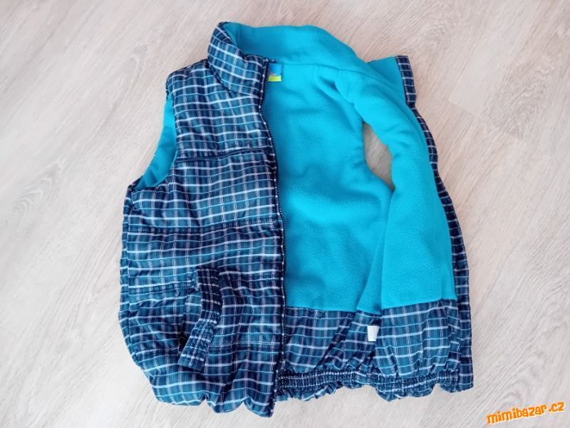 DĚTSKÁ ZATEPLENÁ VESTA - vel.128-134 /zn.Topolino