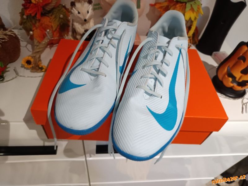 Tenisky salovky jako