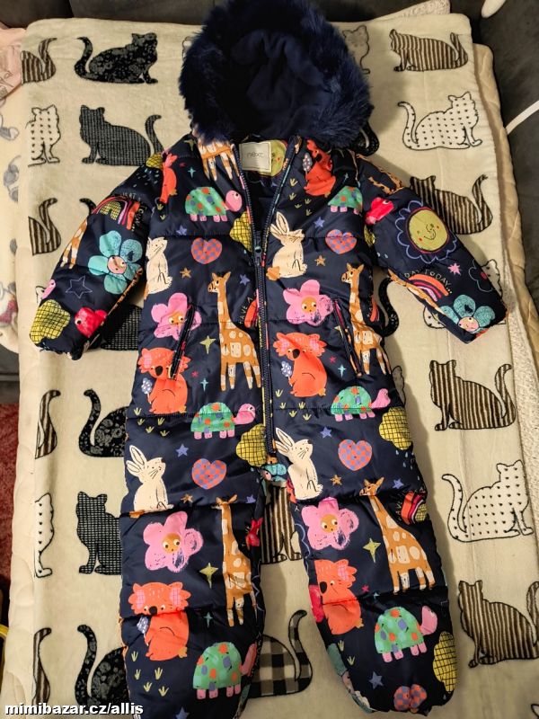 Zimní kombinéza se zvířátky