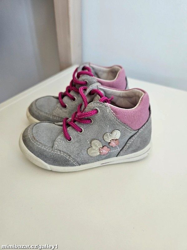 Kotníkové boty Superfit, vel. 22, stélka 14 cm