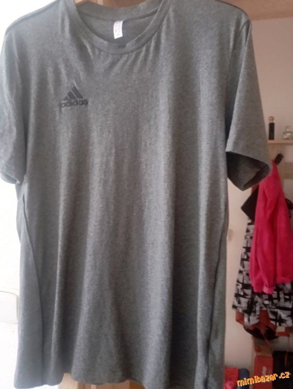 triko Adidas