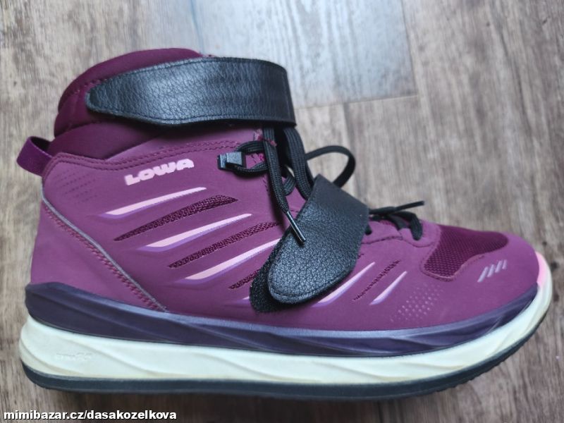 Goretexové boty LOWA v.41 1/2 - top stav