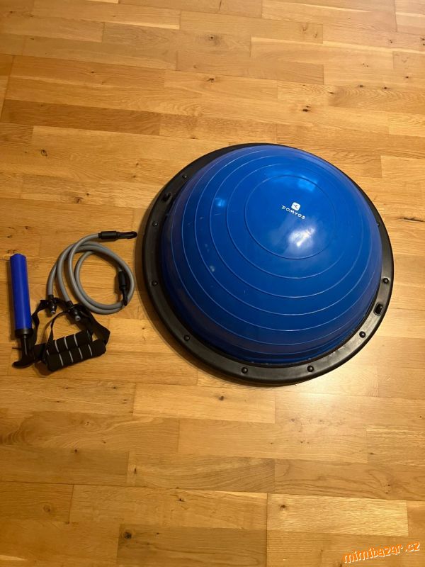 Balanční podložka na fitness bosu