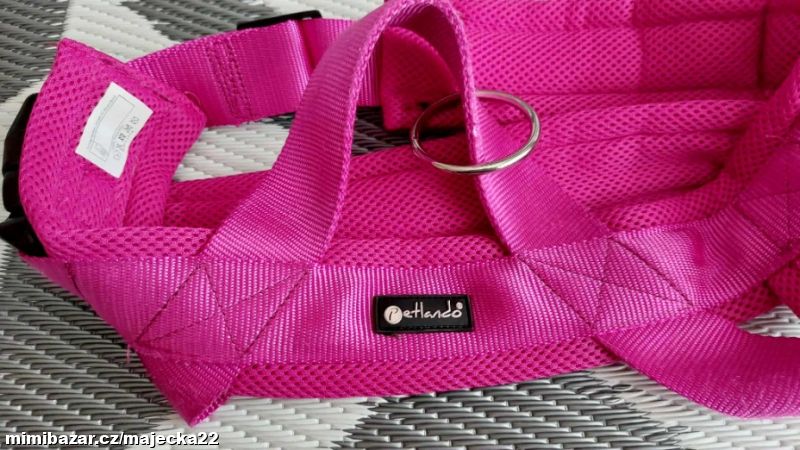 POSTROJ PRO VELKÉHO PSA ~~~~~ 8672