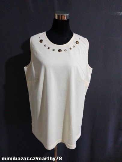 *** KRÁSNÝ DÁMSKÝ TOPÍK S APLIKACÍ, VEL.50/52 ***