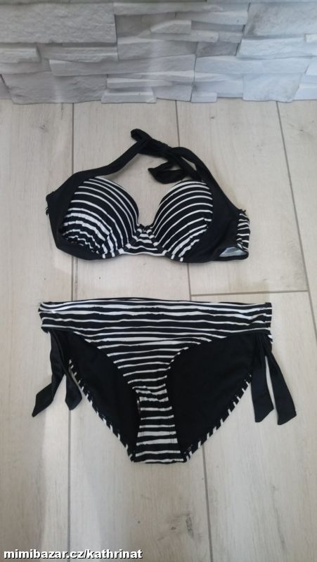 Dvoudílné plavky Laura Torelli, vel. 85B, 40