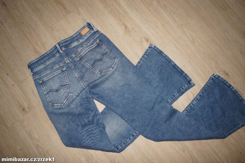 REPLAY flare fit super pružné džíny W30 vel.M