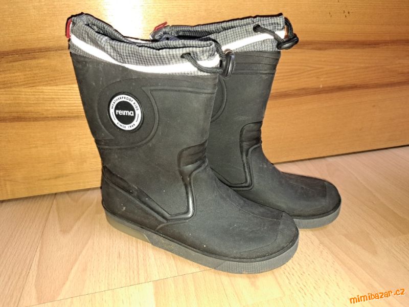 Gumáky Reima svítící