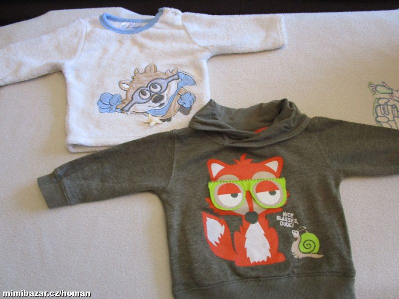2x pěkná mikina, cena celkem